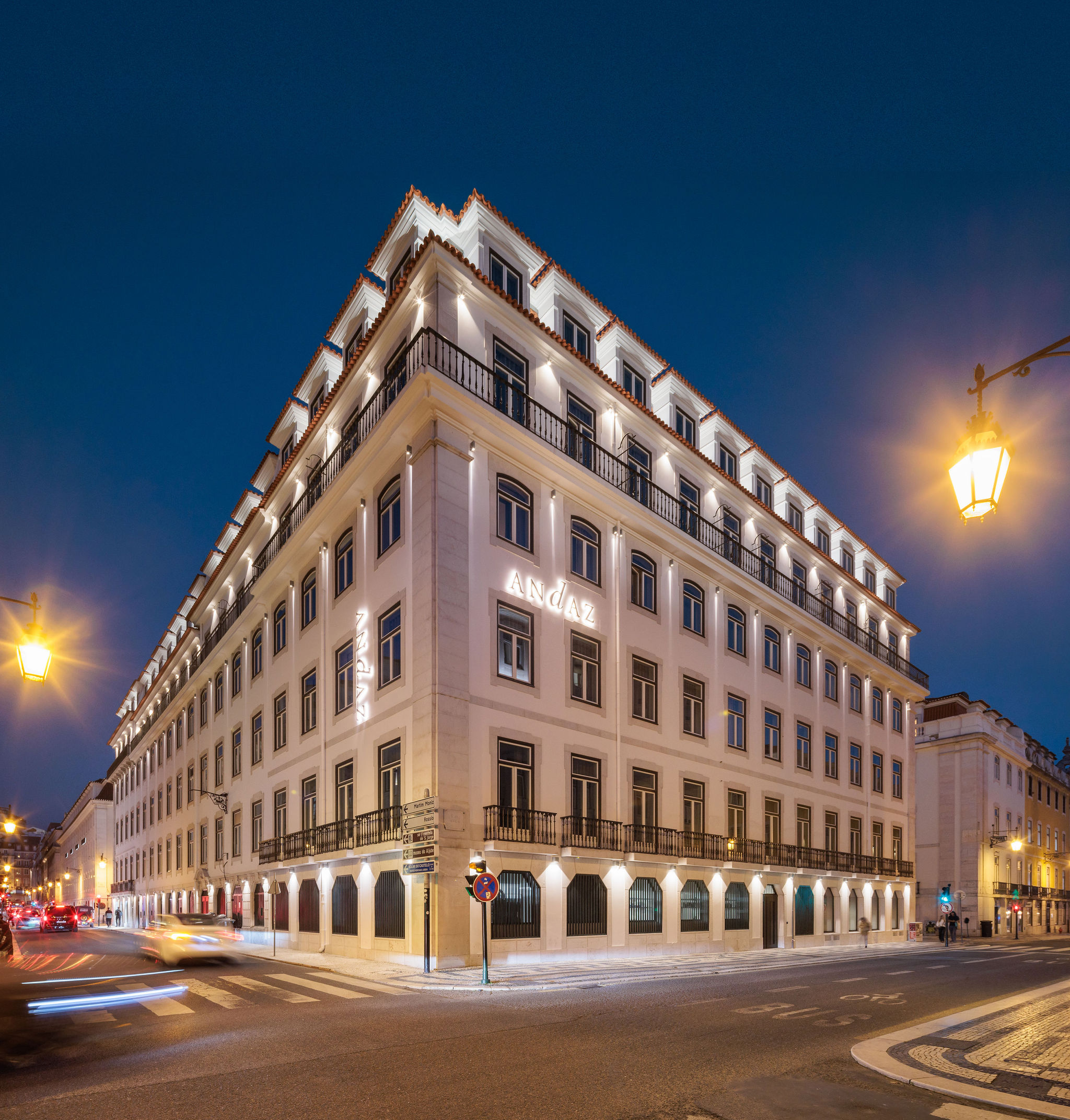 Andaz Lisboa, vista exterior noturna
